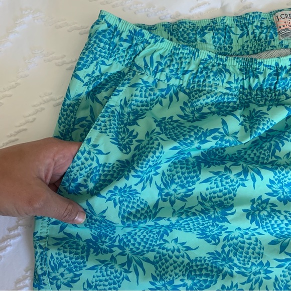 • [J. Crew] Tropical Board Shorts • - Picture 5 of 14